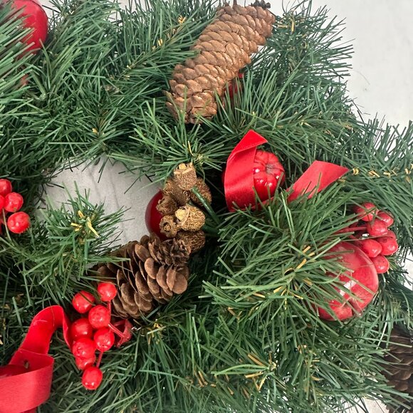 Artificial Holiday Wreath Red Berries Pine Cones & Apples Home Interiors & Gifts - Picture 3 of 5